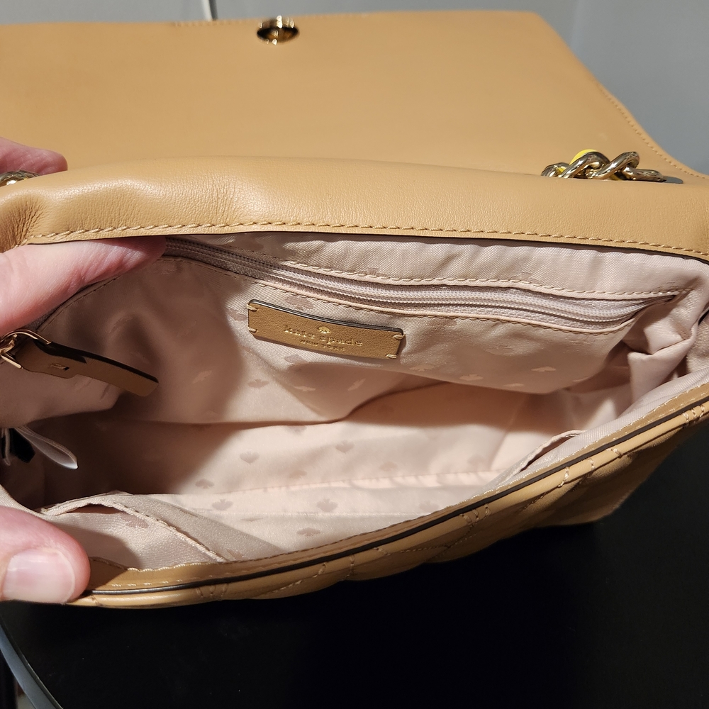Kate Spade Quilted White and Tan Shoulder Bag - Picture 4 of 4